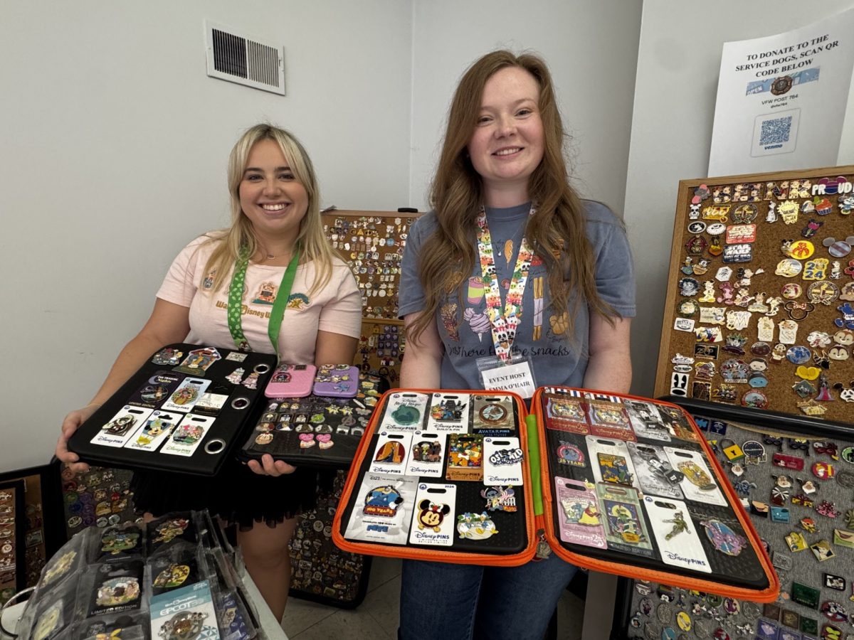 Heigh-ho, heigh ho, it's off to collect pins we go: Disney pin